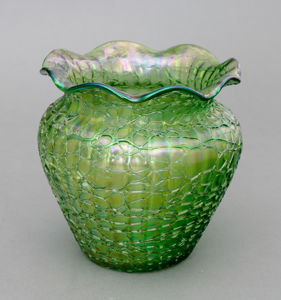 Auktionshaus Quentin Berlin  Glas Vase  Johann Loetz Witwe  Klostermühle  Jugendstil  Böhmen  um 1900  ''Creta Chine''