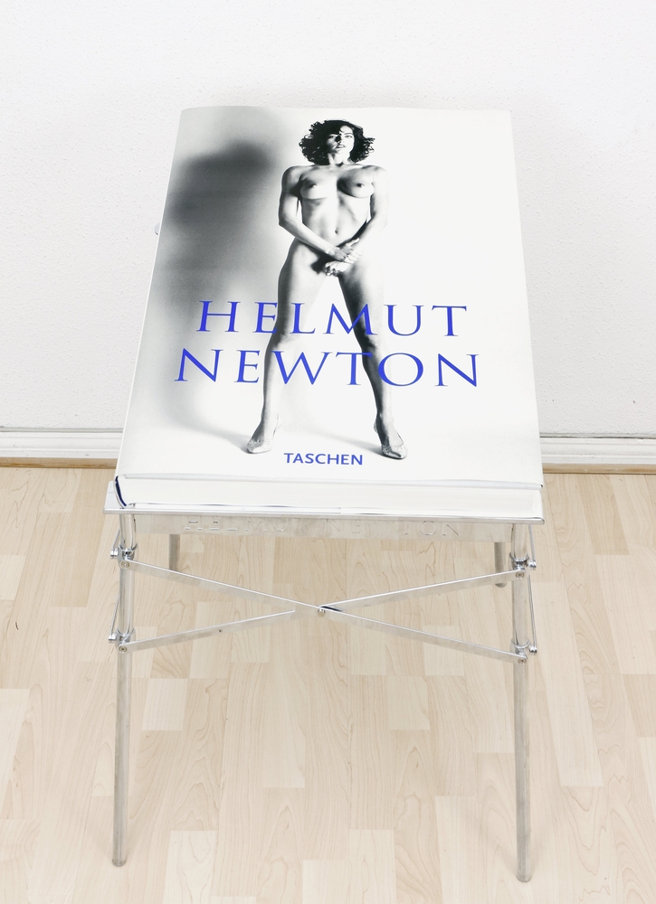 Auktionshaus Quentin Berlin  Künstlergrafik Newton  Helmut  SUMO. 1999  Fotobildband