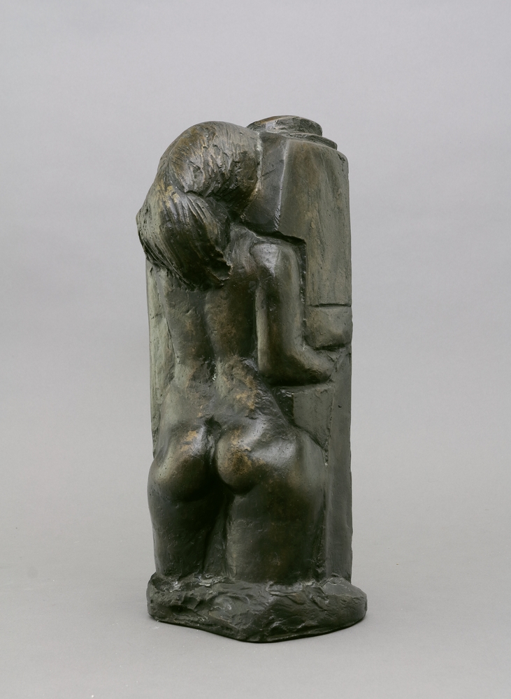 Auktionshaus Quentin Berlin  Skulptur Grzimek  Waldemar  Mädchen im Block. 1970.