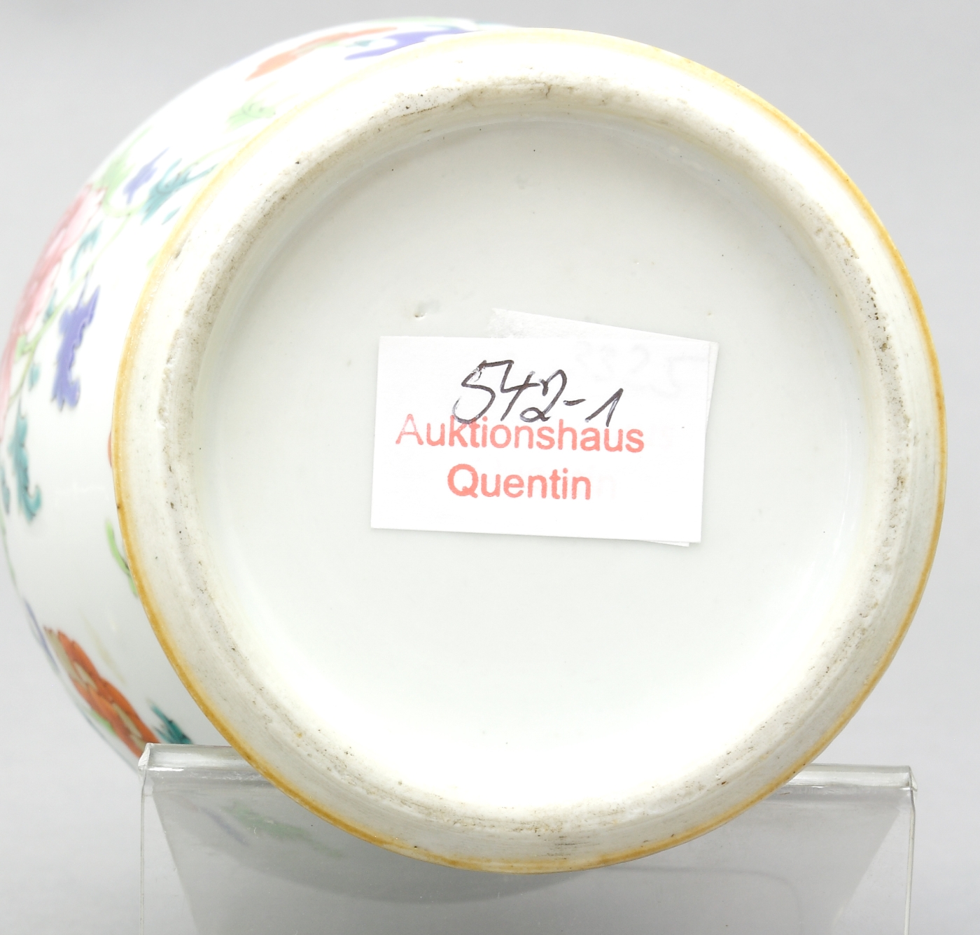 Auktionshaus Quentin Berlin  Möbel / Einrichtungsgegenstände China  Vase  Porzellan  Balusterform mit schmaler Schulter